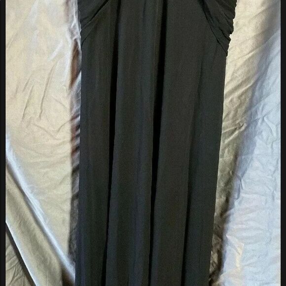 Marc Bouwer Glamit Black Full Length Formal Dress With Rhinestone Brooch Size 6 - Picture 2 of 6